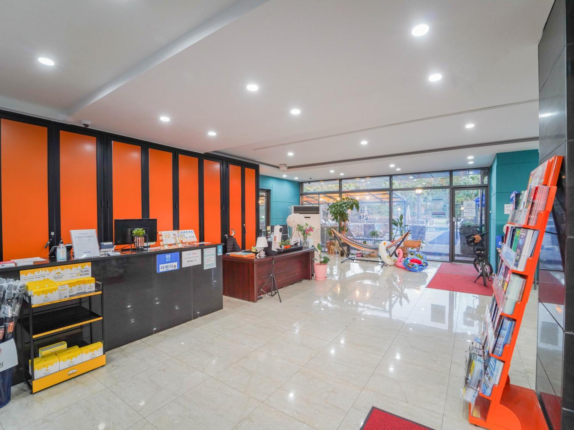 达摩拉度假酒店 西归浦市 外观 照片